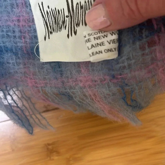 Neiman Marcus Scotland Wool Mohair Knit Colorful Plaid Throw Blanket - Picture 4 of 6